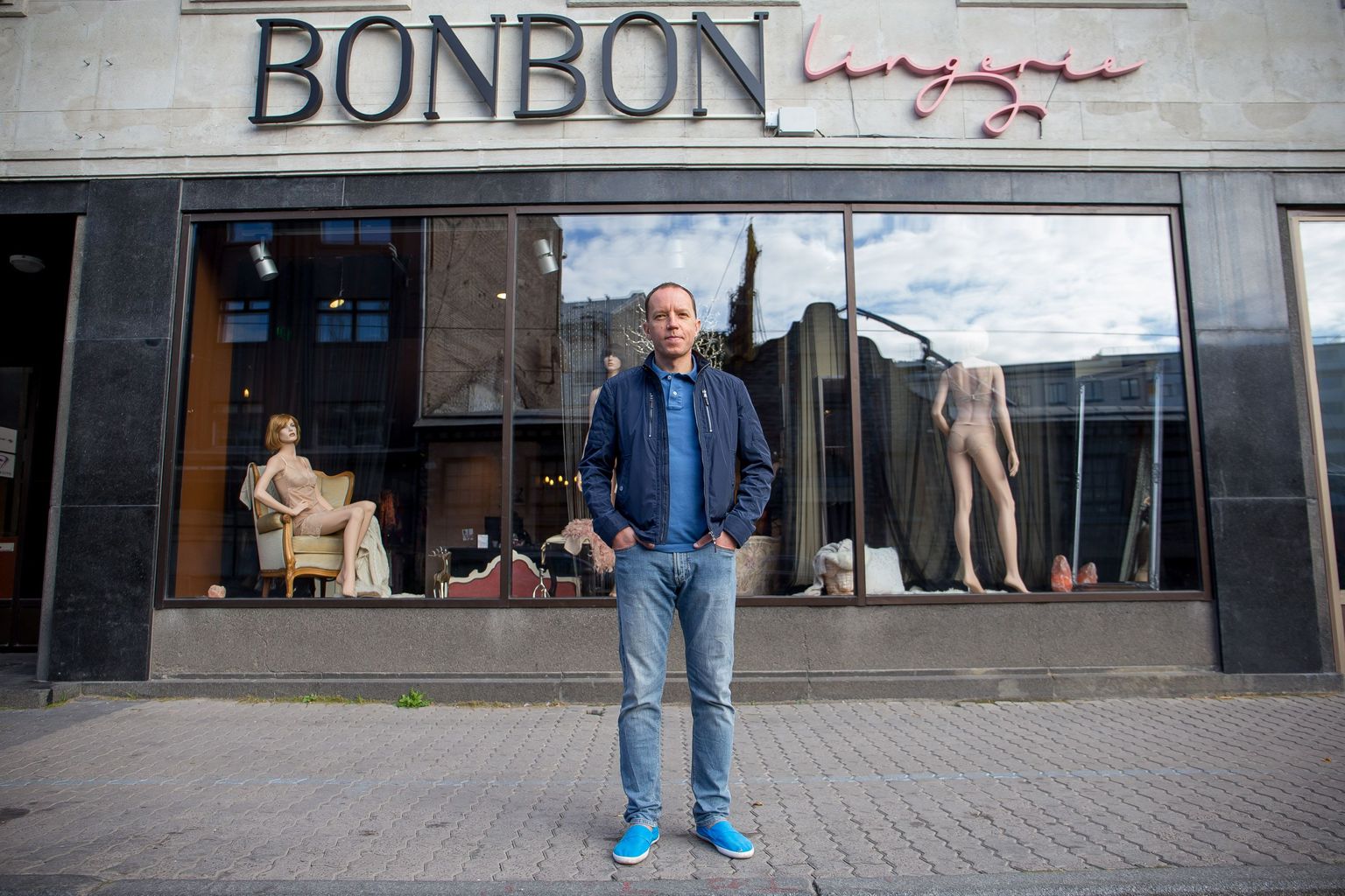 Investeerimisettevõtja Ivo Tahk on võtnud ette rahalistesse raskustesse sattunud kodumaise pesubrändi BonBon Lingerie kunagise hiilguse taastamise.