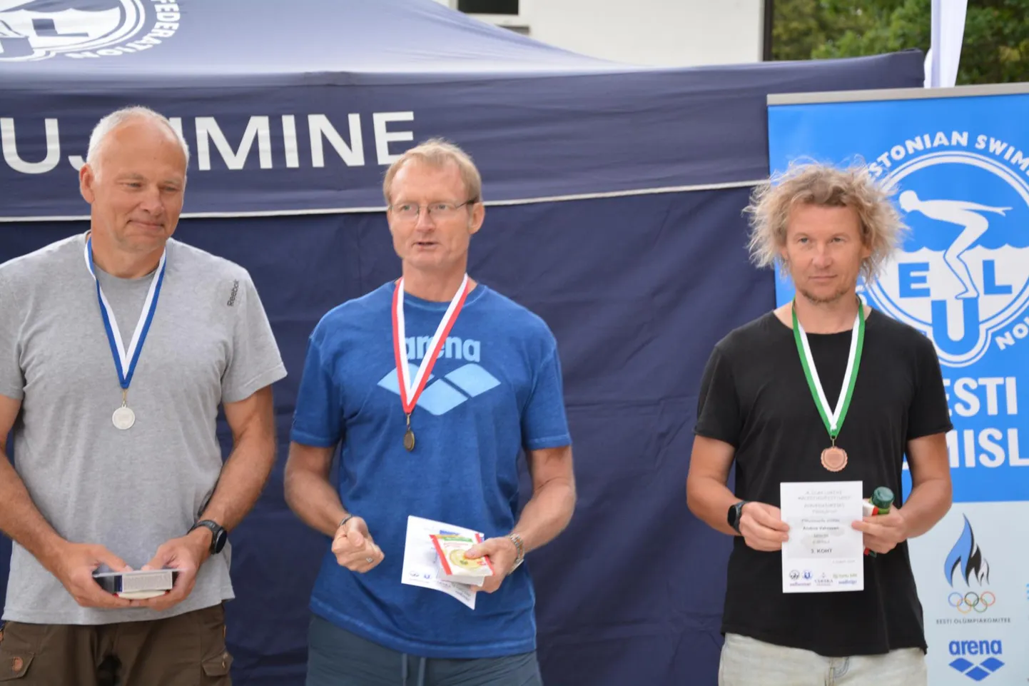 M50–59 vanuseklassi kiireimad: Jaanus Kaska (vasakult), võitja Aldo Suurväli ja otepäälane Andrus Vahrušev