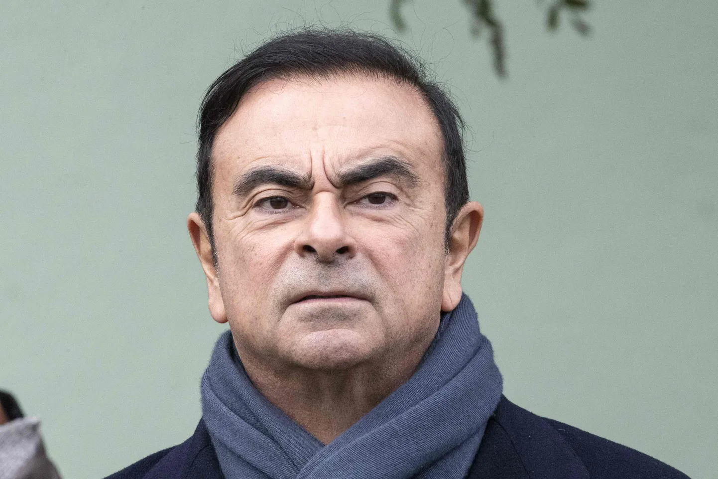 Karloss Gosns