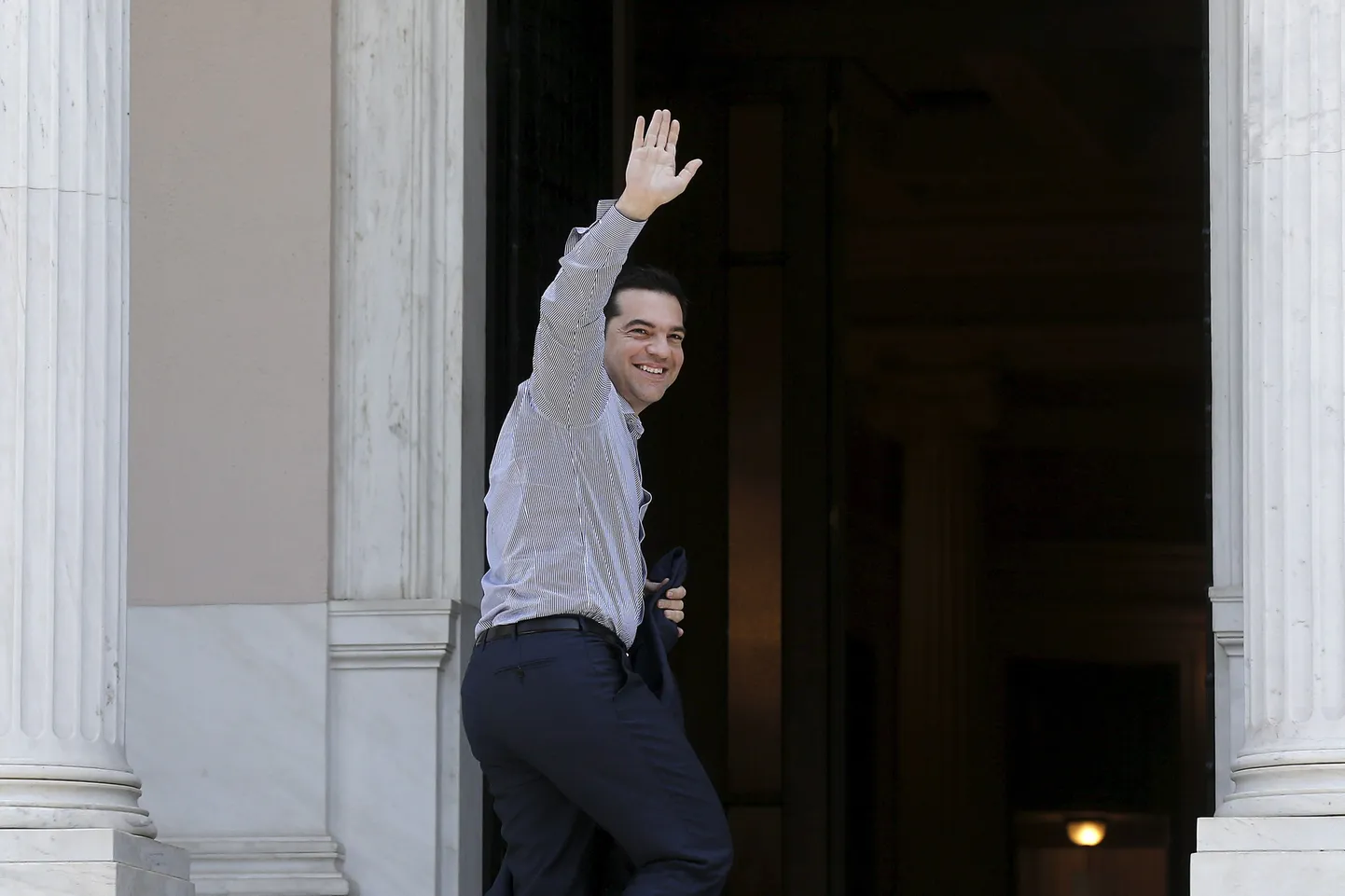 Kreeka peaminister Alexis Tsipras tänasele Ateenas toimuvale kohtumisele saabumas.