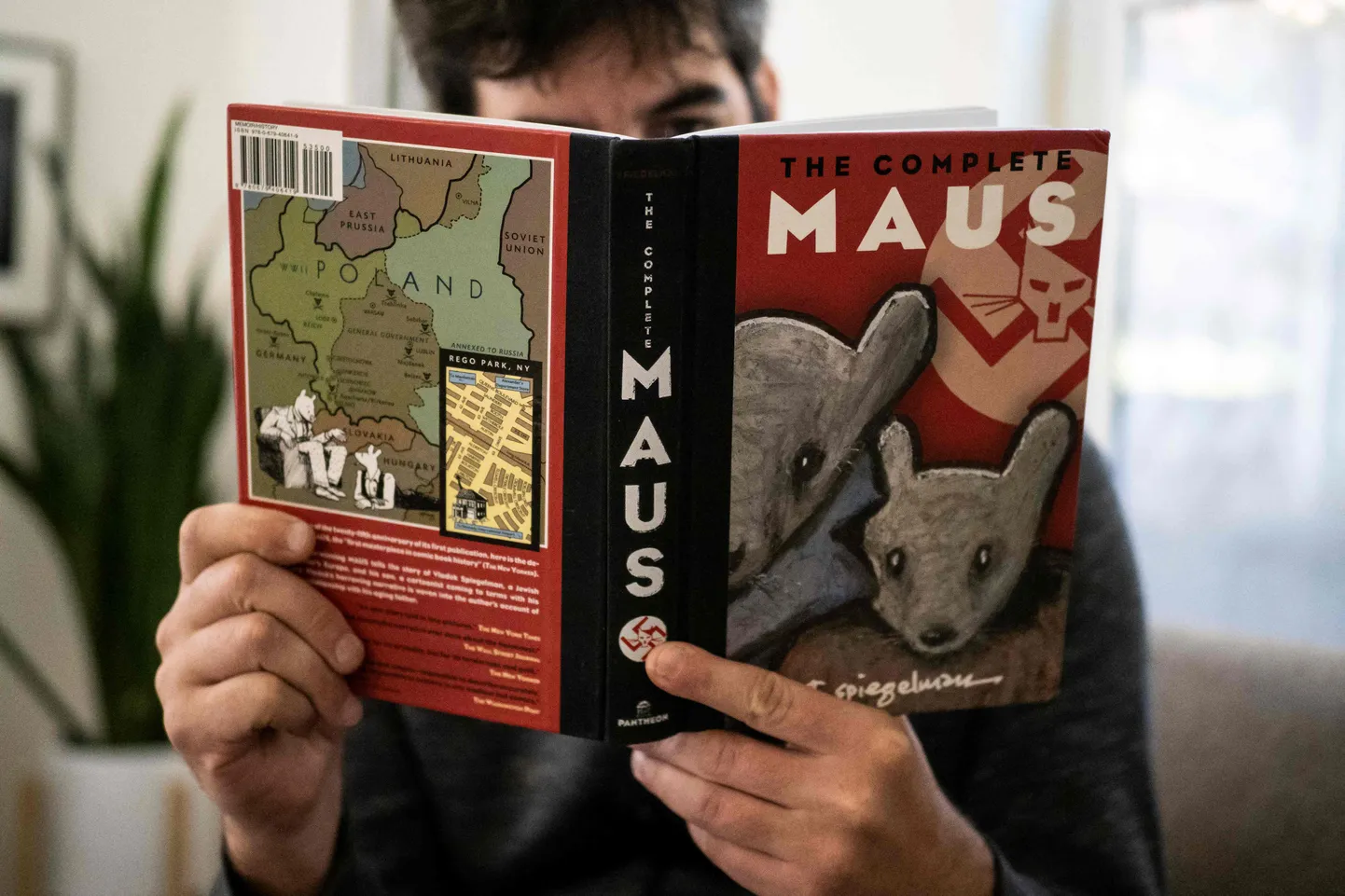 Art Spiegelmani graafiline romaan «Maus».