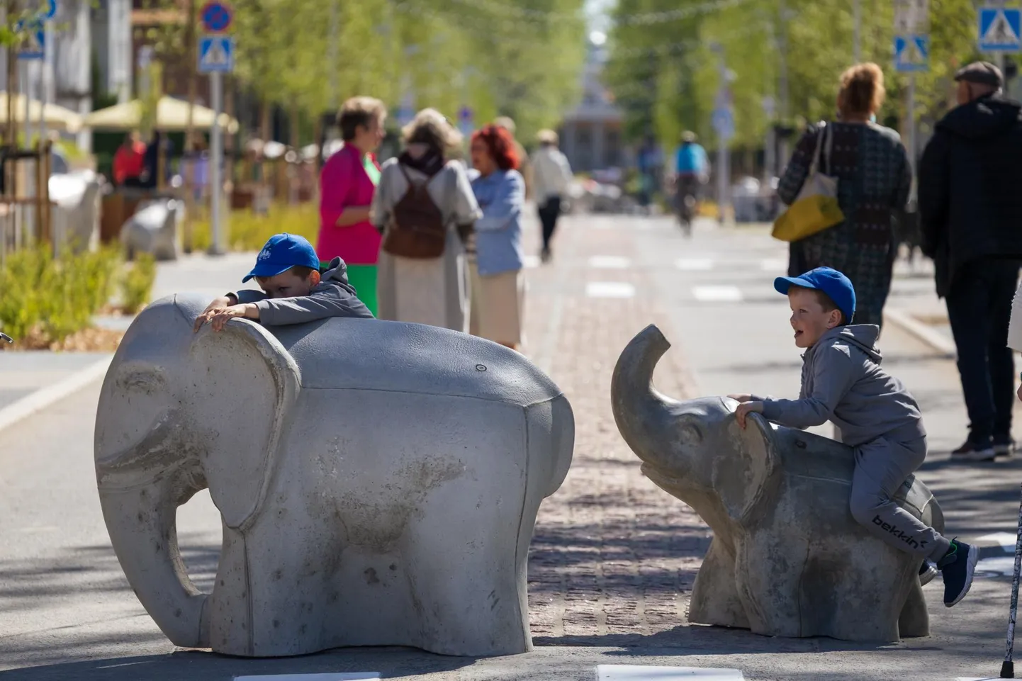 Juunikuu esimesel nädal püsib termomeetrinäit enamasti 20 kraadi lähistel.