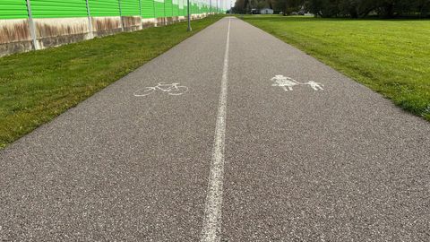 Vankriga jalutanud naise sõnul käitus talle vastu tulnud jalgrattur šokeerival viisil: see oli väga alandav