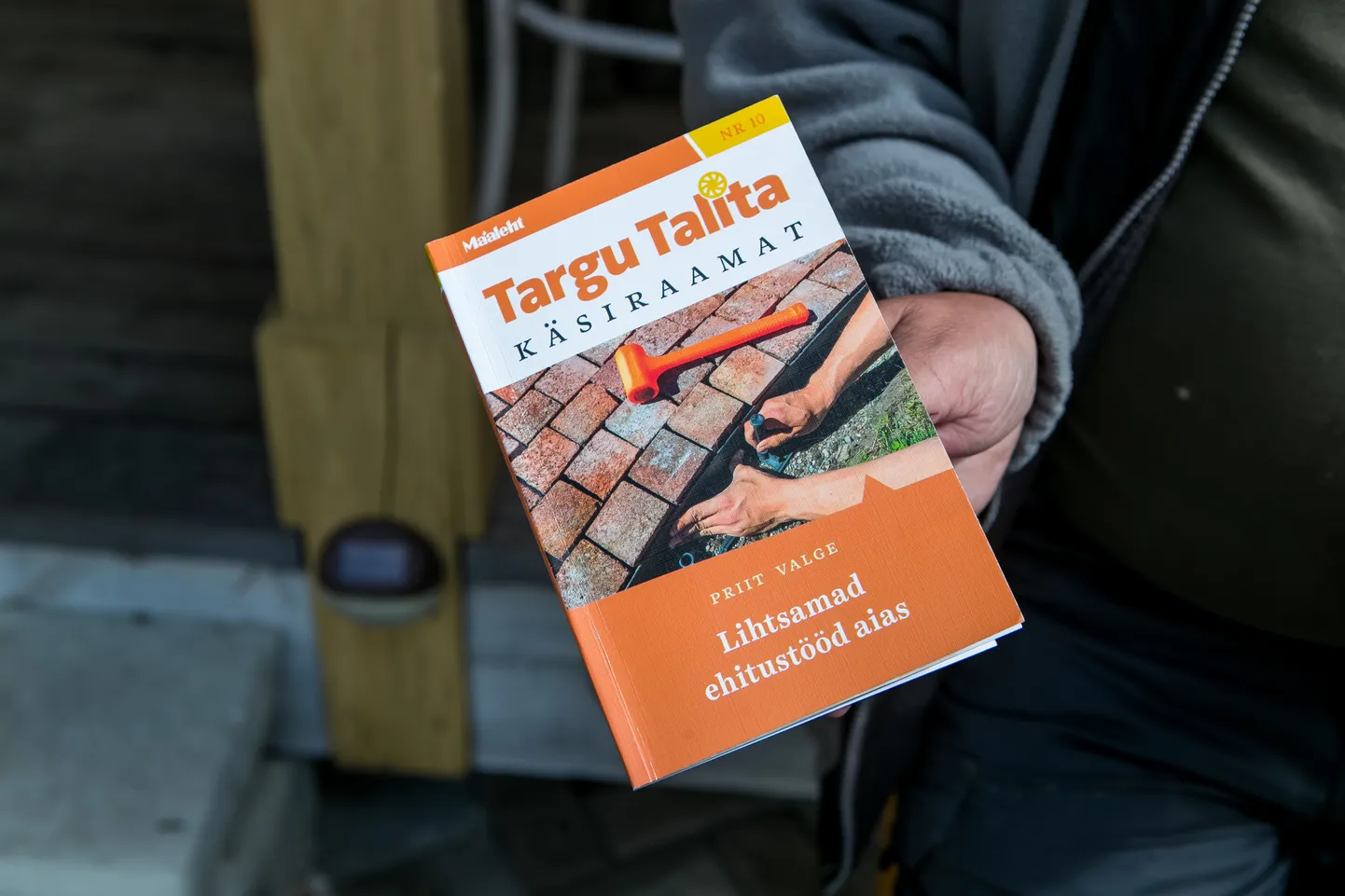 Näpunäiteid terrassi ehituseks leiab nii internetist kui ka ehitusalastest käsiraamatutest.