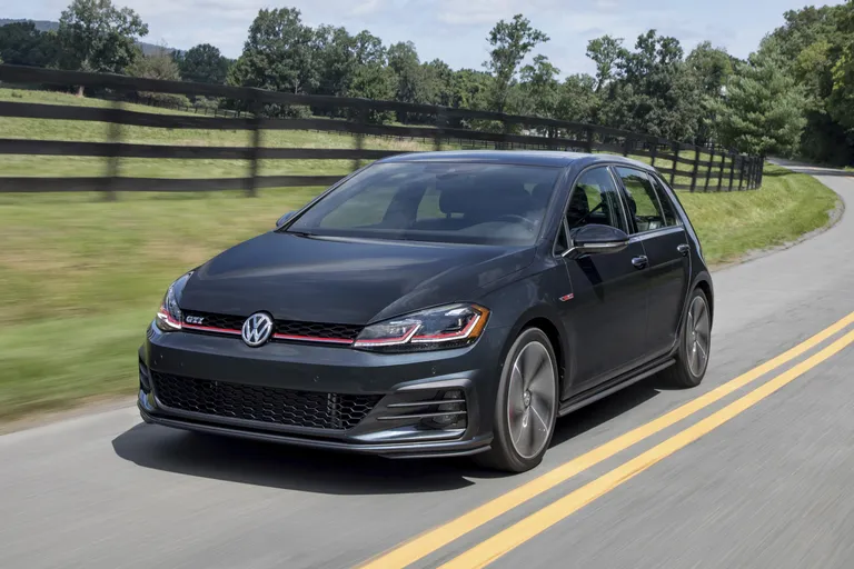 Volkswagen Golf. Pilt on illustreeriv