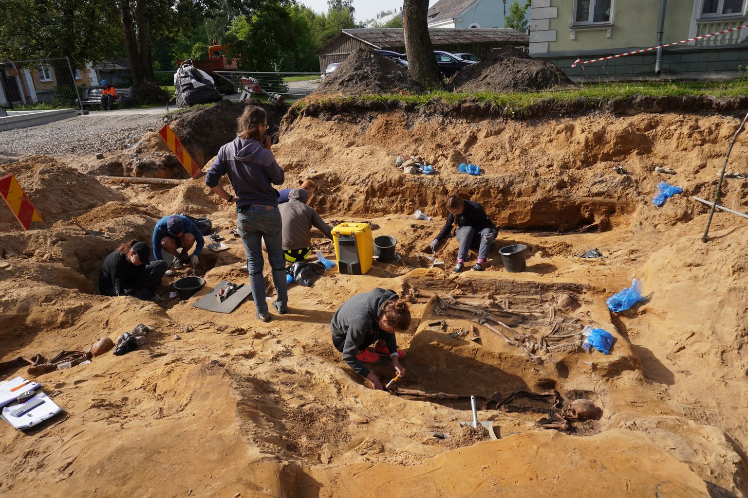 Обнаруженное в Силламяэ кладбище обеспечило археологов работой на довольно долгое время.