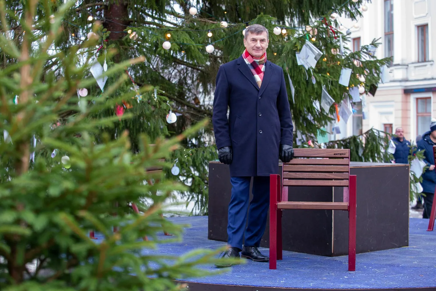 Võime ju kurta, et see või too pole hästi tehtud, aga võrdluses oma kunagiste saatusekaaslastega tuleb öelda, et Eesti on olnud kõige edukam, tõdeb endine peaminister ja Tartu linnapea Andrus Ansip. Ning lisab: «Vaatamata sellele, et meil on olnud kogu aeg halvad valitsused, ja vaatamata isegi sellele, et Ansp on olnud peaminister tükk aega.»