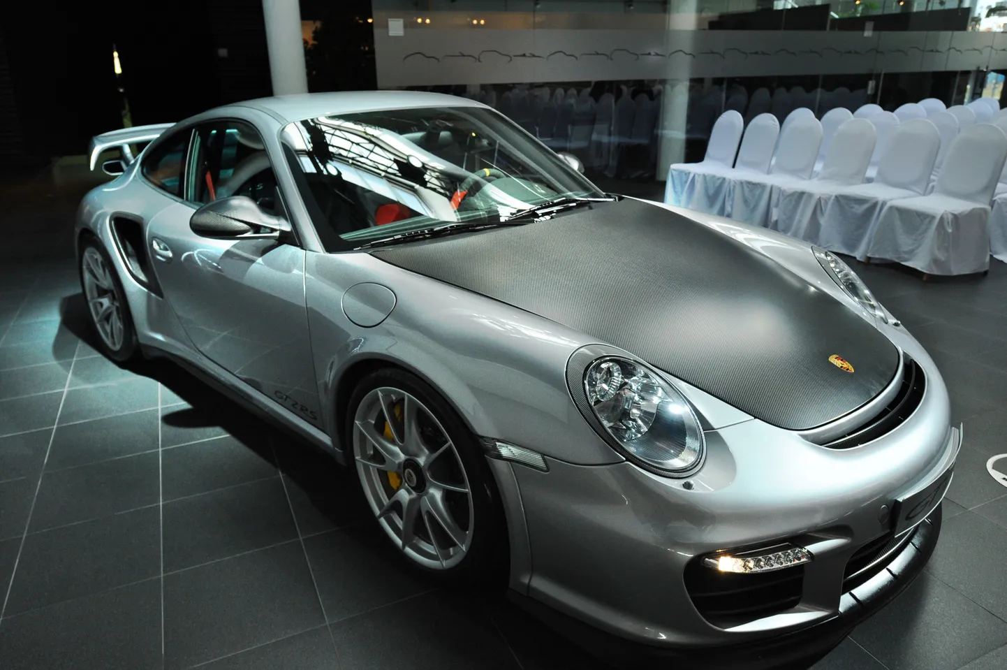 Мировая премьера: новый Porsche 911 GT2 RS на ММАС.