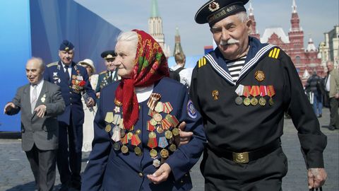 Ветераны Великой Отечественной войны из России и Прибалтики получат по десять тысяч рублей