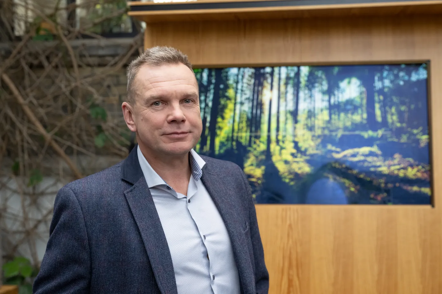 "Prügi viiakse riigimetsa ka Järvamaal, aga nii hull see probleem siin ei ole kui Ida-Virumaal," ütles RMK uus metsaülem Peeter Puhke.