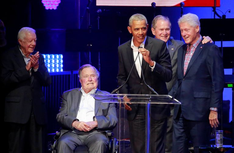 Viis USA endist presidenti vasakult alates: Jimmy Carter, George H W Bush, Barack Obama, George W Bush ja Bill Clinton