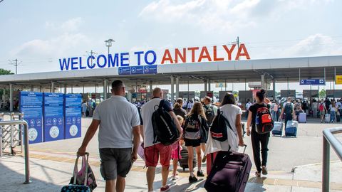 Vene turistid on vallutanud Antalya