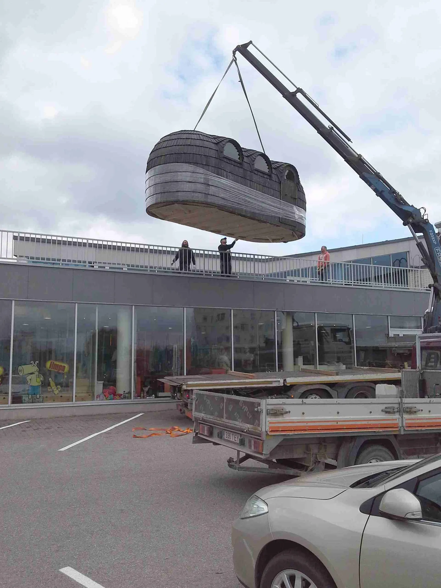 Aura keskus sai teiste saunade kõrval endale iglusauna.