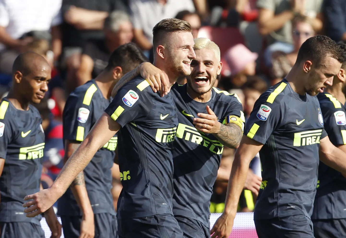 Milan Skriniar (keskel)