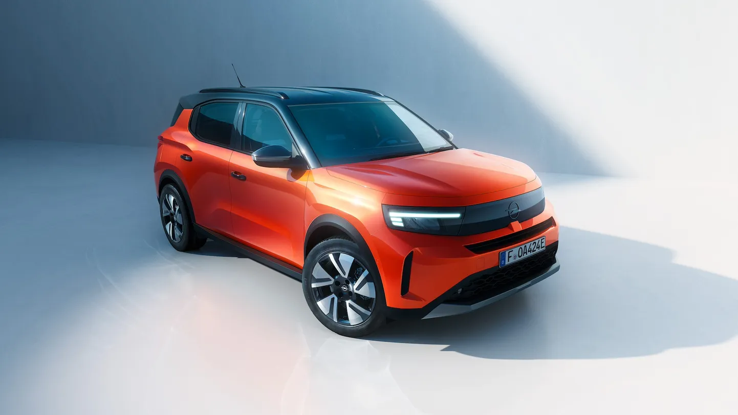 Opel Fronteral on uus pilkupüüdev esipaneel ja ühe täiesti uue valikuna ka ainult elektriline mudel.