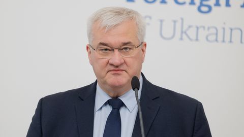 Ukrainas Ārlietu ministrija izsauc Izraēlas vēstnieku saistībā ar zagto graudu kuģi