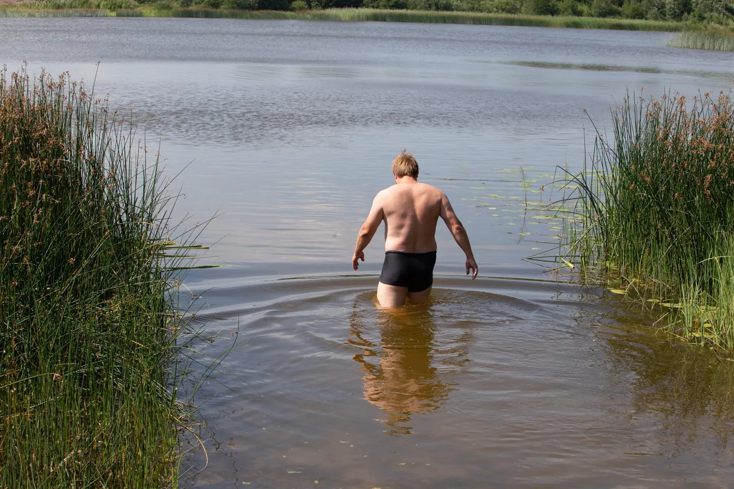 Õhutemperatuur kerkib juba nii kõrgele, et lubab keha karastama asuda.