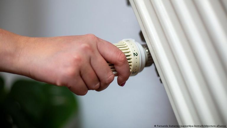 Многие немцы минувшей зимой ставили термостаты на радиаторах отопления на более низкую температуру