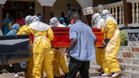 Kongo DR Ebolas uzliesmojuma zonā iedzīvotāji uzbrūk slimnīcai
