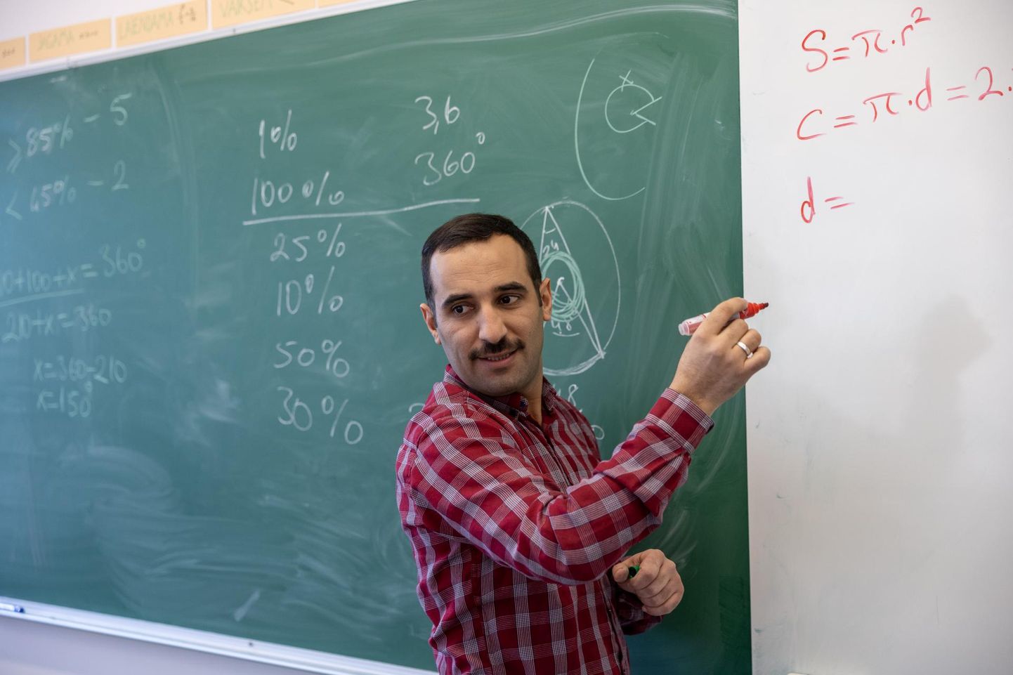 Matemaatikaõpetaja Celal Yildirim on ehe tõestus sellest, et keelt on heal tasemel võimalik ära õppida vaid paari aastaga.