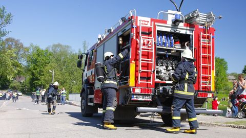 Piirilinnas lõõmas kuur