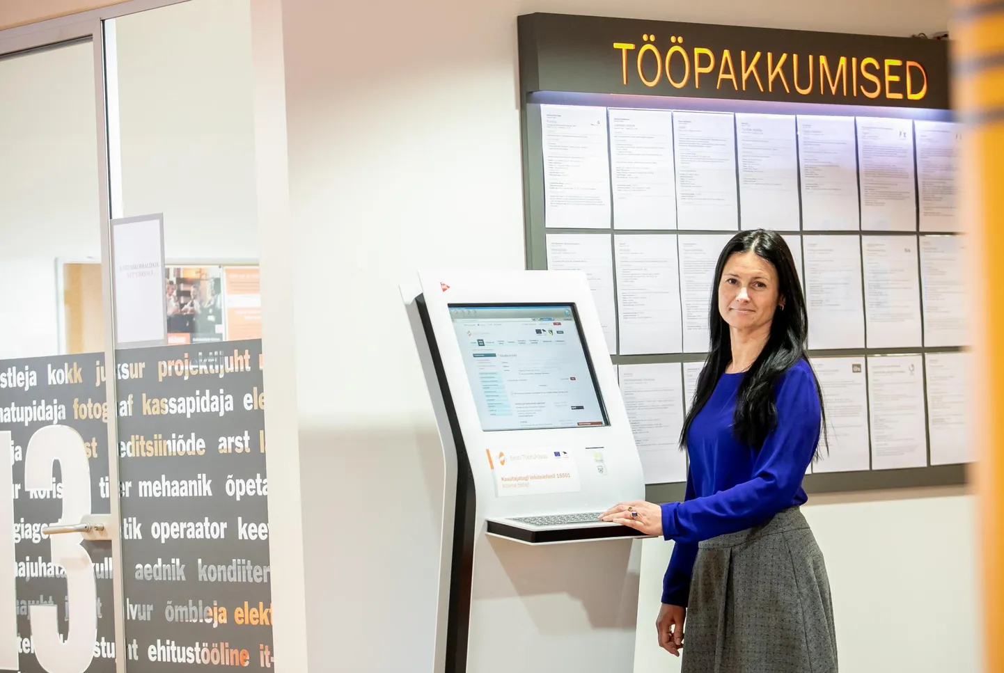 Töötukassa Pärnumaa osakonna juht Gerli Mets avaldas, et osa ametikohti on täitmata seal pakutava madala palga tõttu.