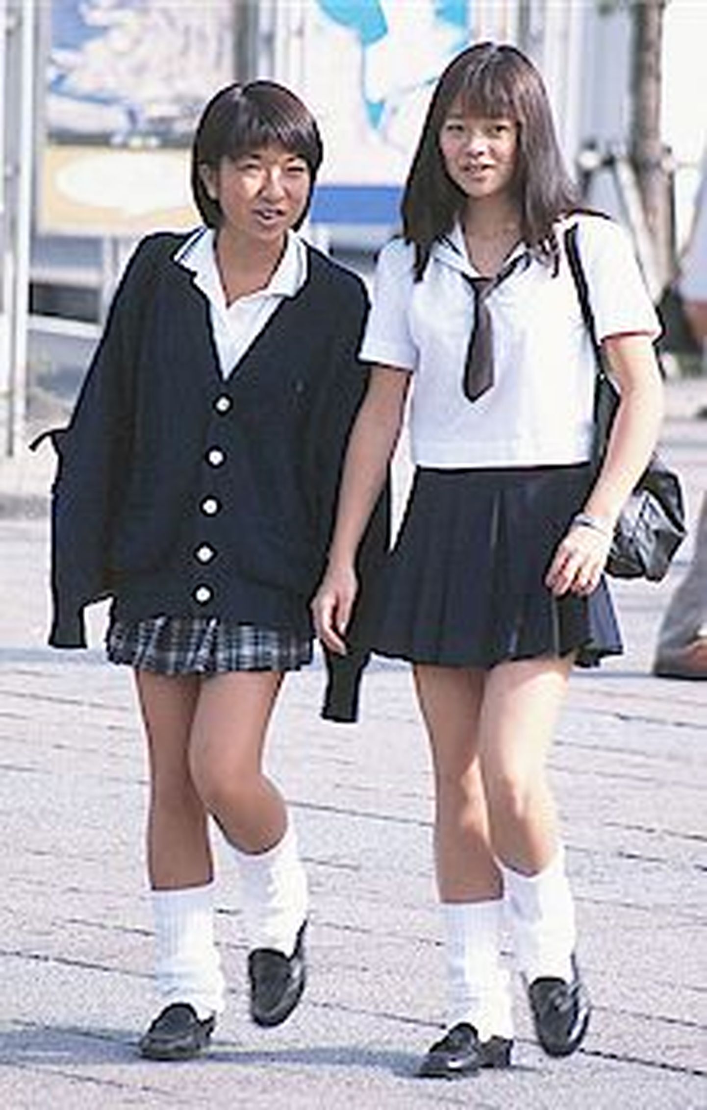 Jaapani koolitüdrukud