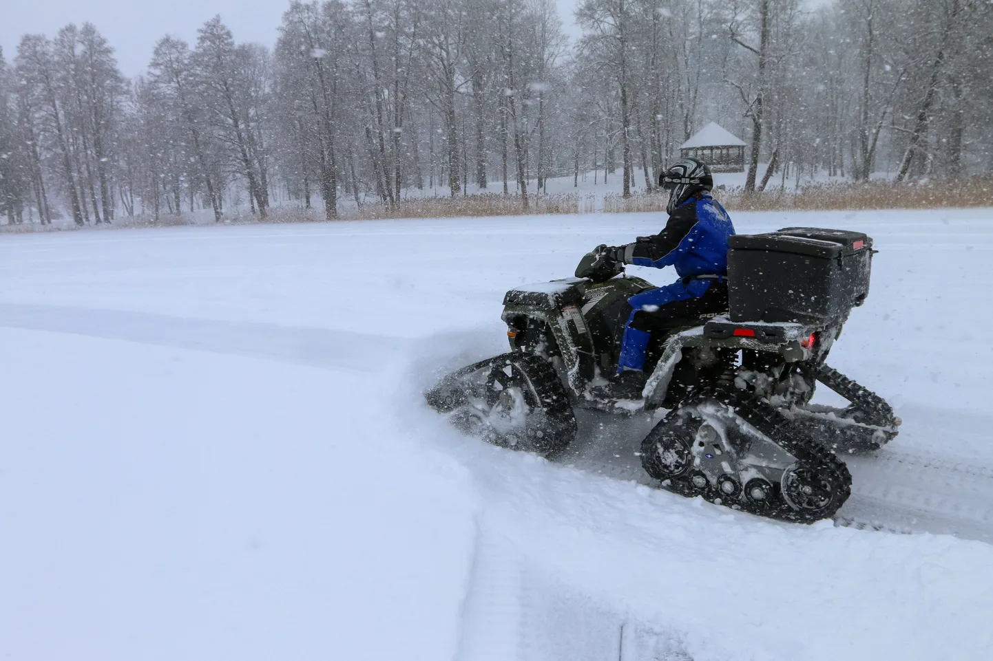Radade sisseajamine Pühajärve jääle