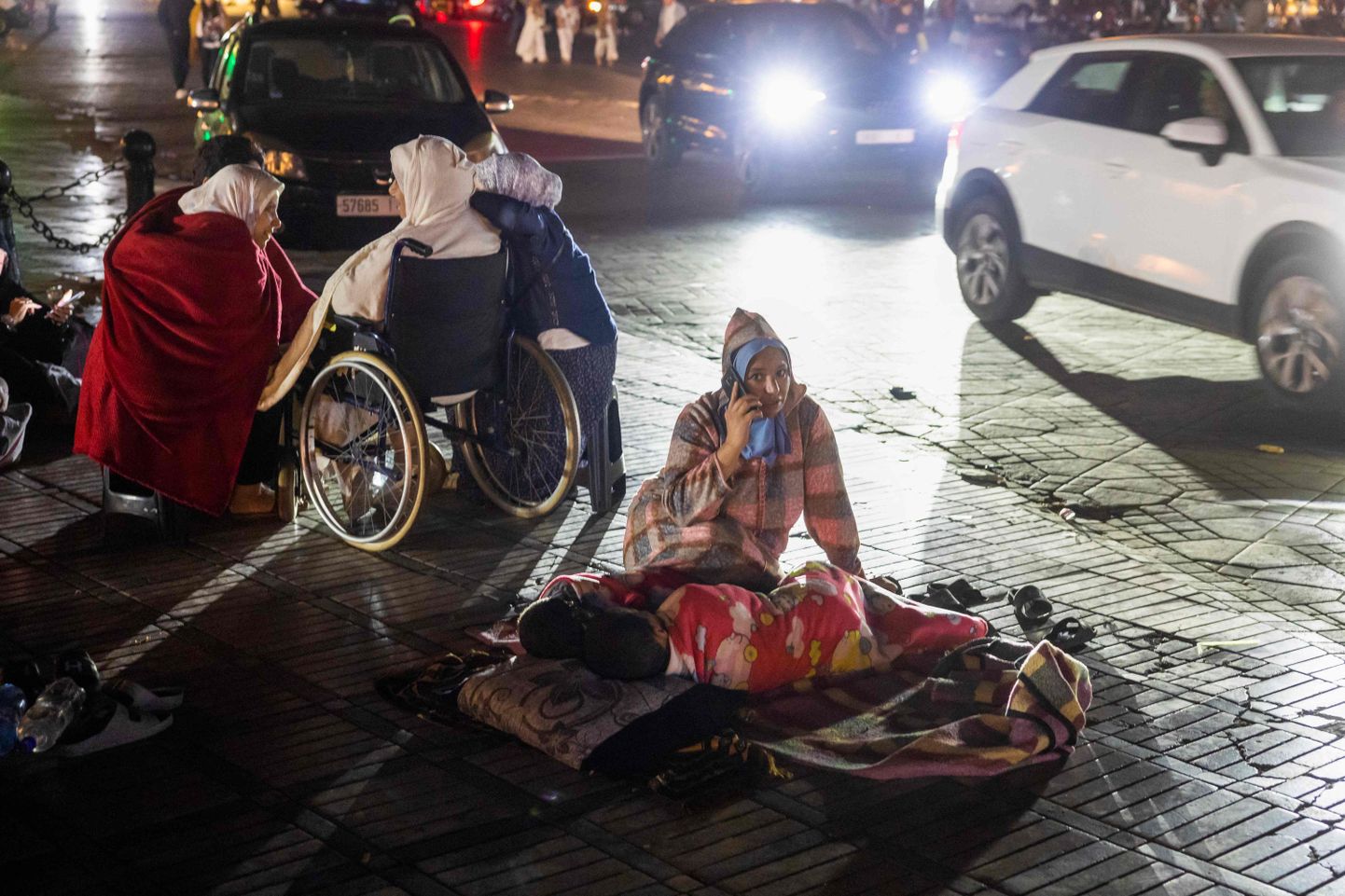 Maroko elanikud on maavärina järel kogunenud tänavatele