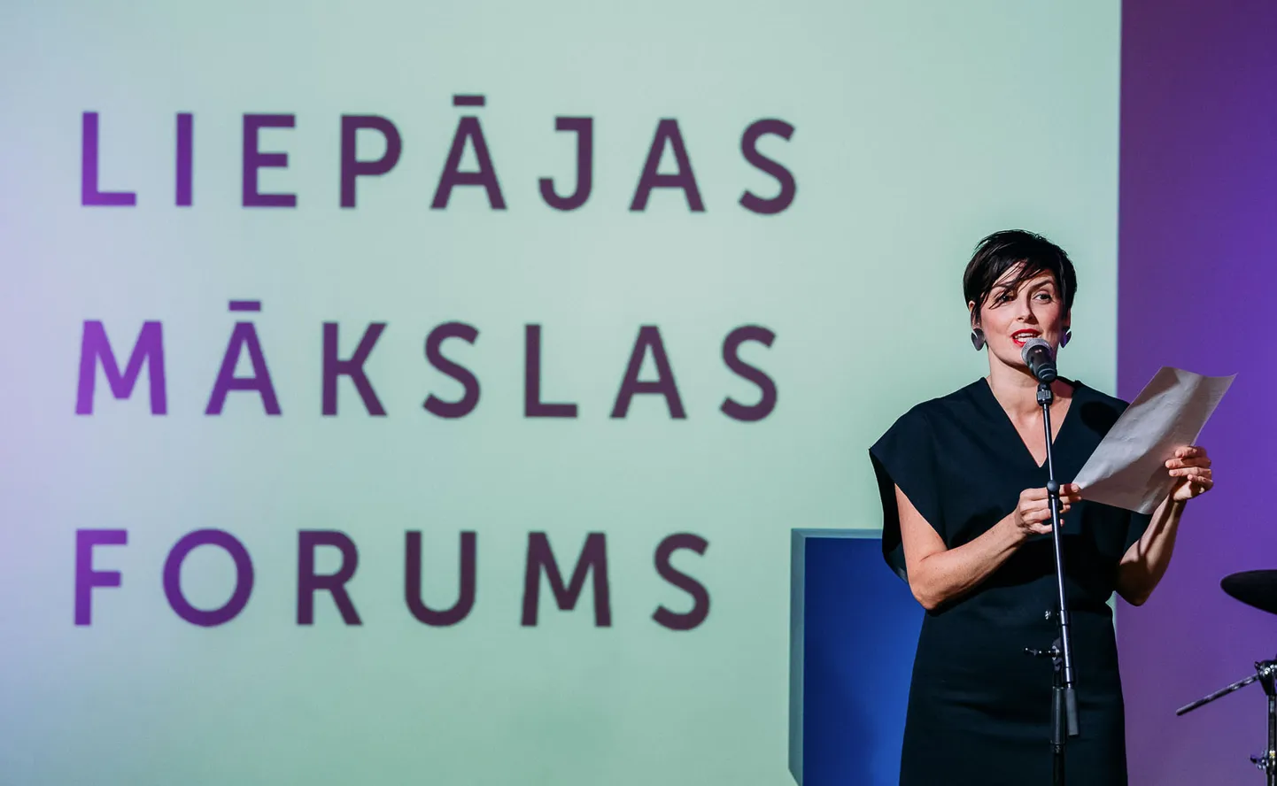 "Liepājas mākslas forumu" atklāj mākslinieciskā vadītāja Baiba Bartkeviča