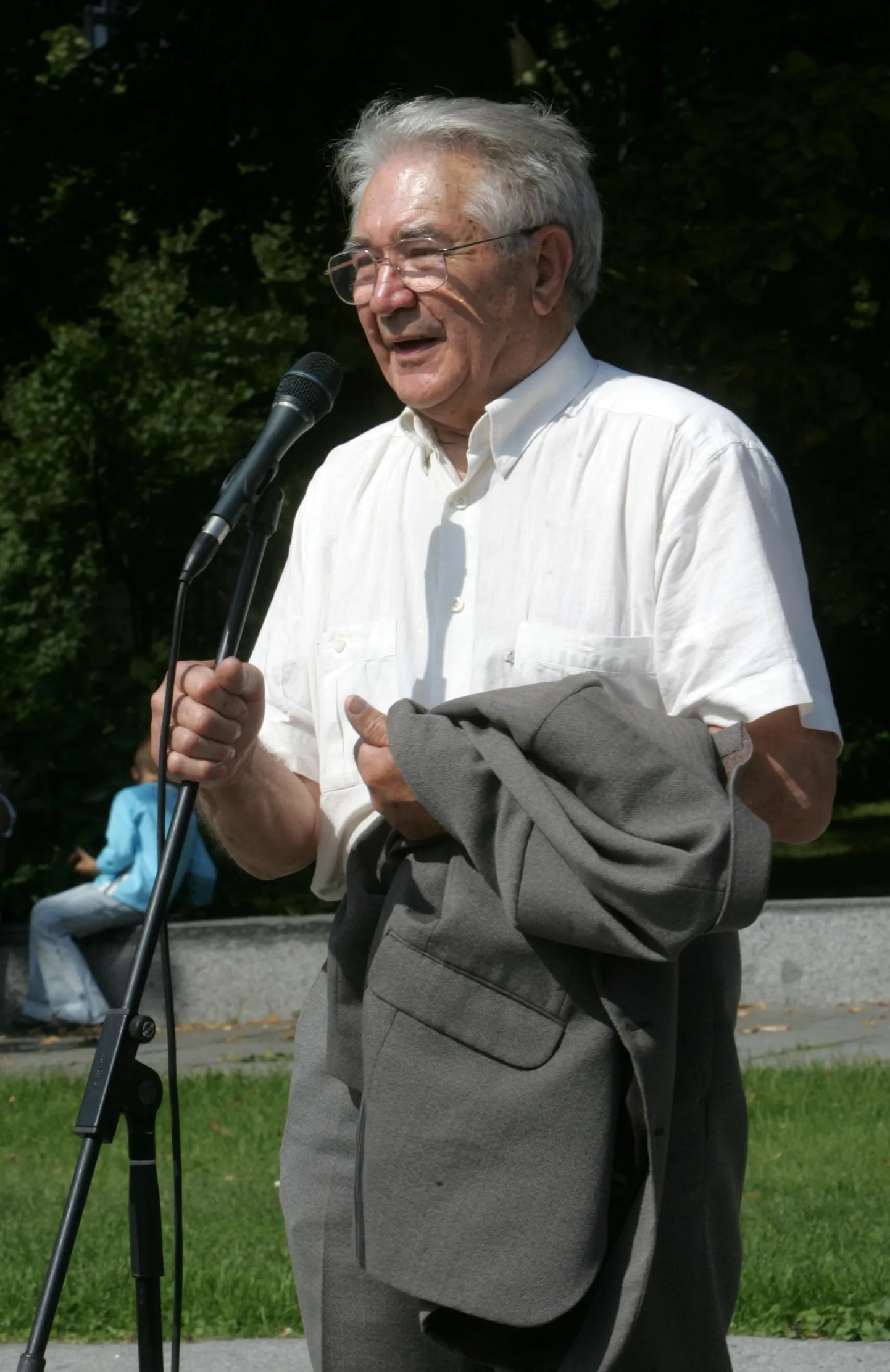 Анатолий Никтин