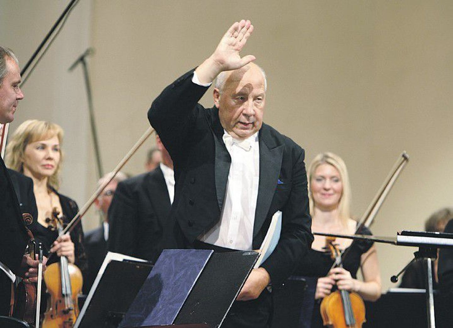 Маэстро Неэме Ярви окончательно отказался от поста главного дирижера Эстонского государственного симфонического оркестра.