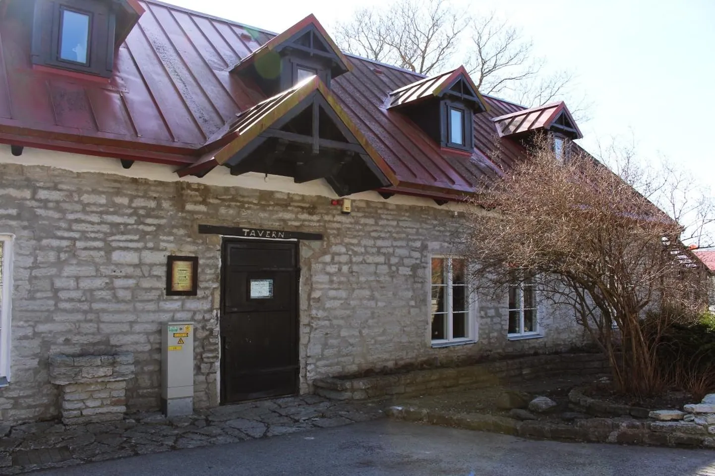 Peetri Toll asub kunagises Tsaari-Venemaa tollikontori hoones. FOTO: Erakogu