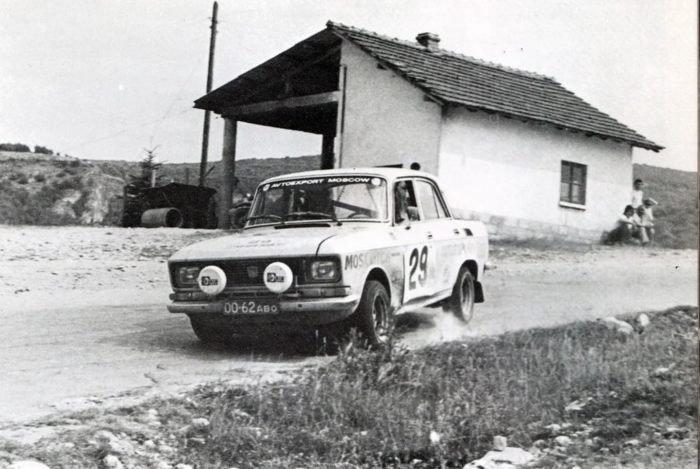 Igor Bolšihh ralliauto roolis.