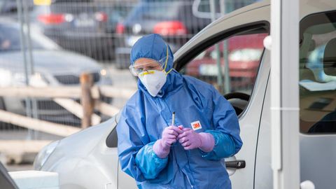 Terviseamet soovitab ükskõik millise koroonaviiruse sümptomi puhul testi teha. Terviseamet soovitab ükskõik millise koroonaviiruse sümptomi puhul testi teha.