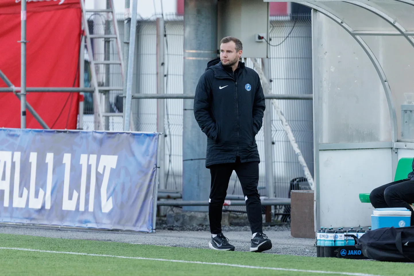 Seni juhendas Tartu JK Tammekat Marti Pähn, kuid tema viimaseks juhendatud mänguks jäi aprilli keskel saadud 1:4 kaotus Harju JK Laagrilt.