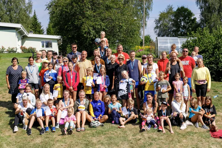 Nõuni triatlonist on aastate jooksul saanud vahva kogupereüritus.