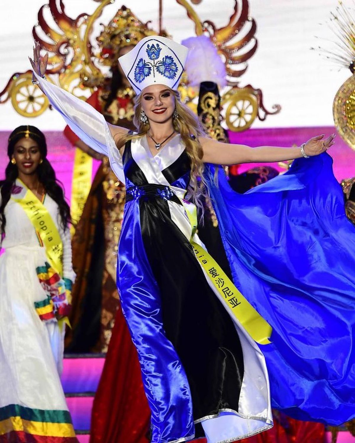 Aрабелла в Китае на конкурсе Miss Tourism World 2019.