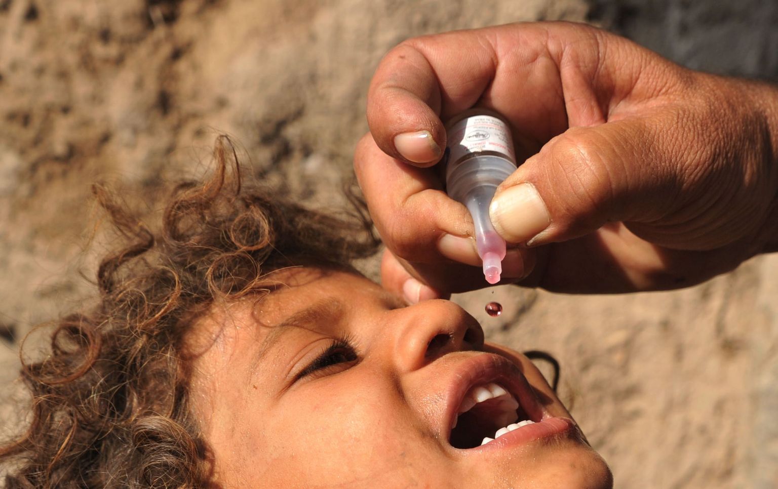 Arengumaades on õnnestunud lastehalvatusse haigestumine tänu vaktsineerimisele kontrolli alla saada.