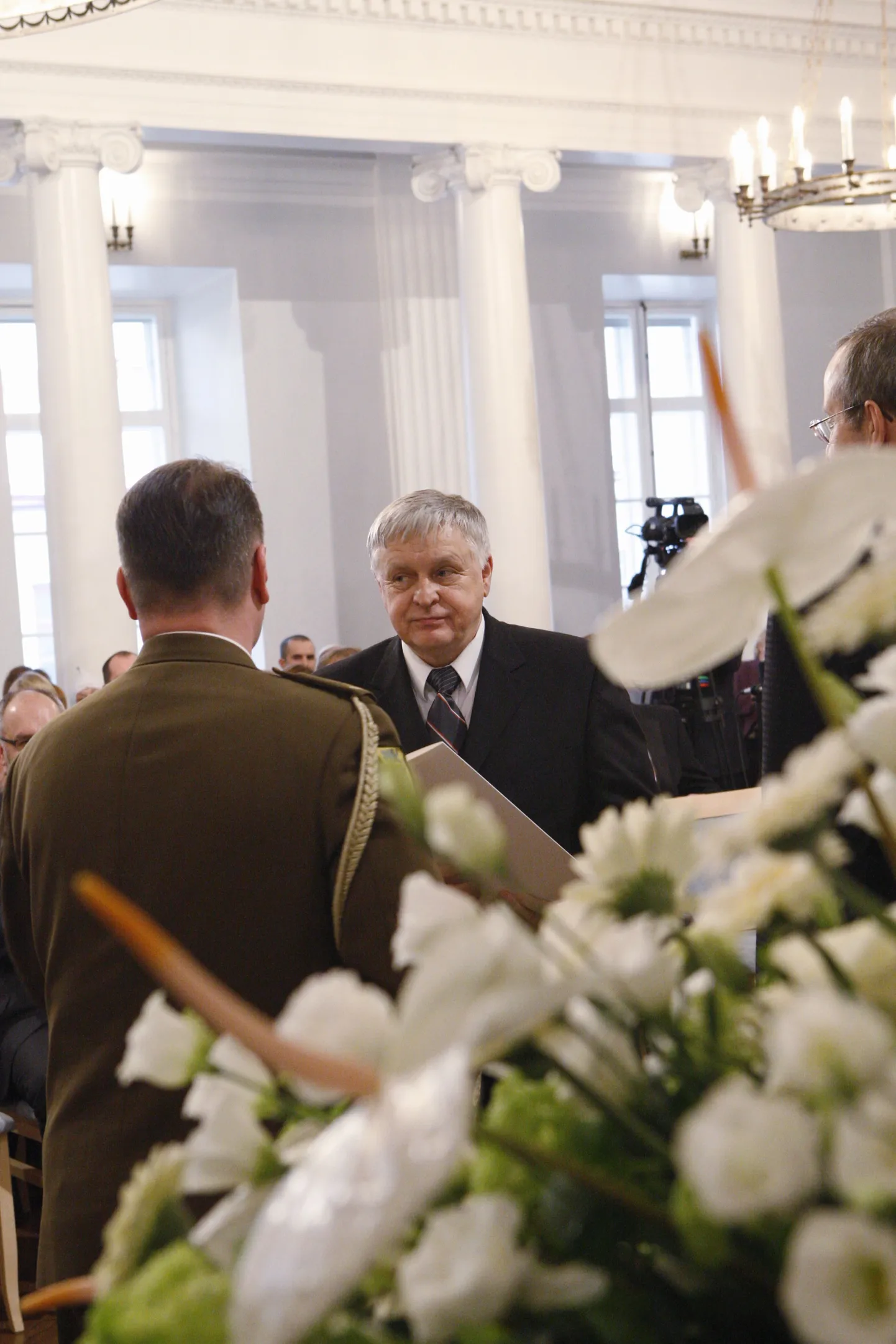 Pildil kunstnik ja kirjanik Toomas Vint.