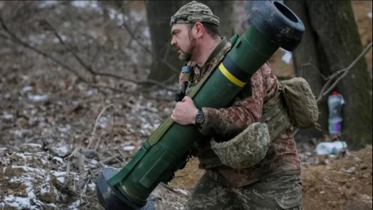 Украинские военные активно пользуются американскими противотанковыми системами Javelin