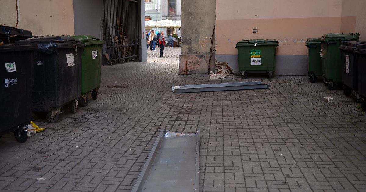 Fotod ja video: katuseplekid ei pidanud Tänakut eskortinud helikopteritele vastu