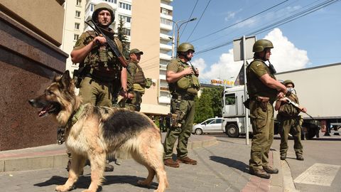 Ukraina trešdien nogalinājusi vai ievainojusi 1050 krievu iebrucējus