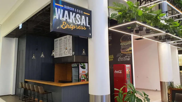 Tänavatoidu esindus Waksal ei pidanud T1s kaua vastu.