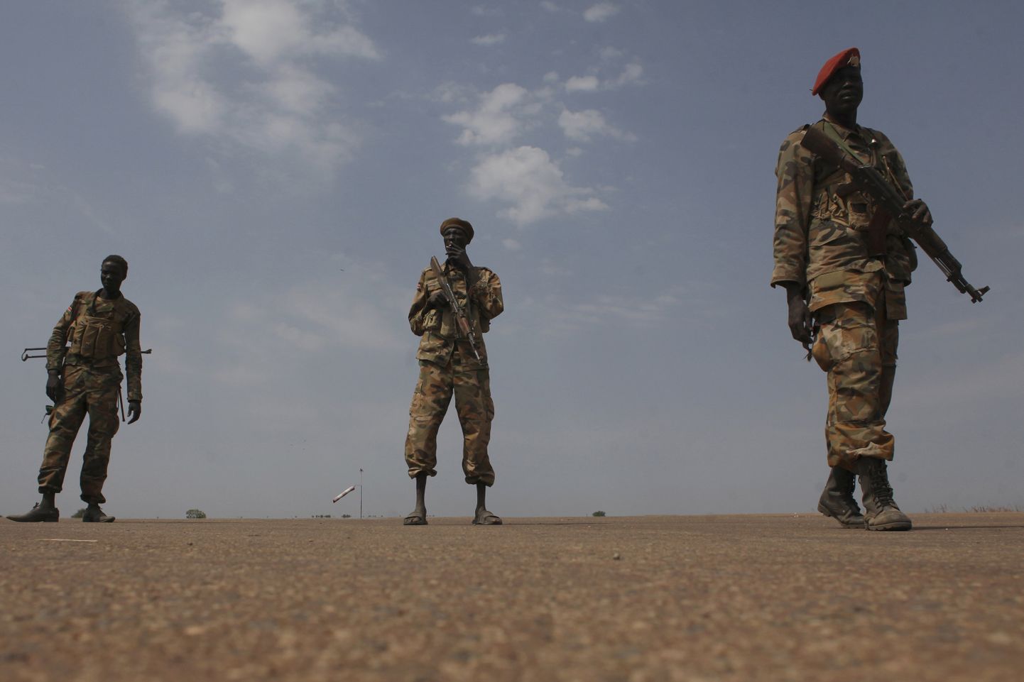 Sudaani Rahvavabastusarmee (SLPA) sõdurid Malakali lennujaamas 21. jaanuar 2014.