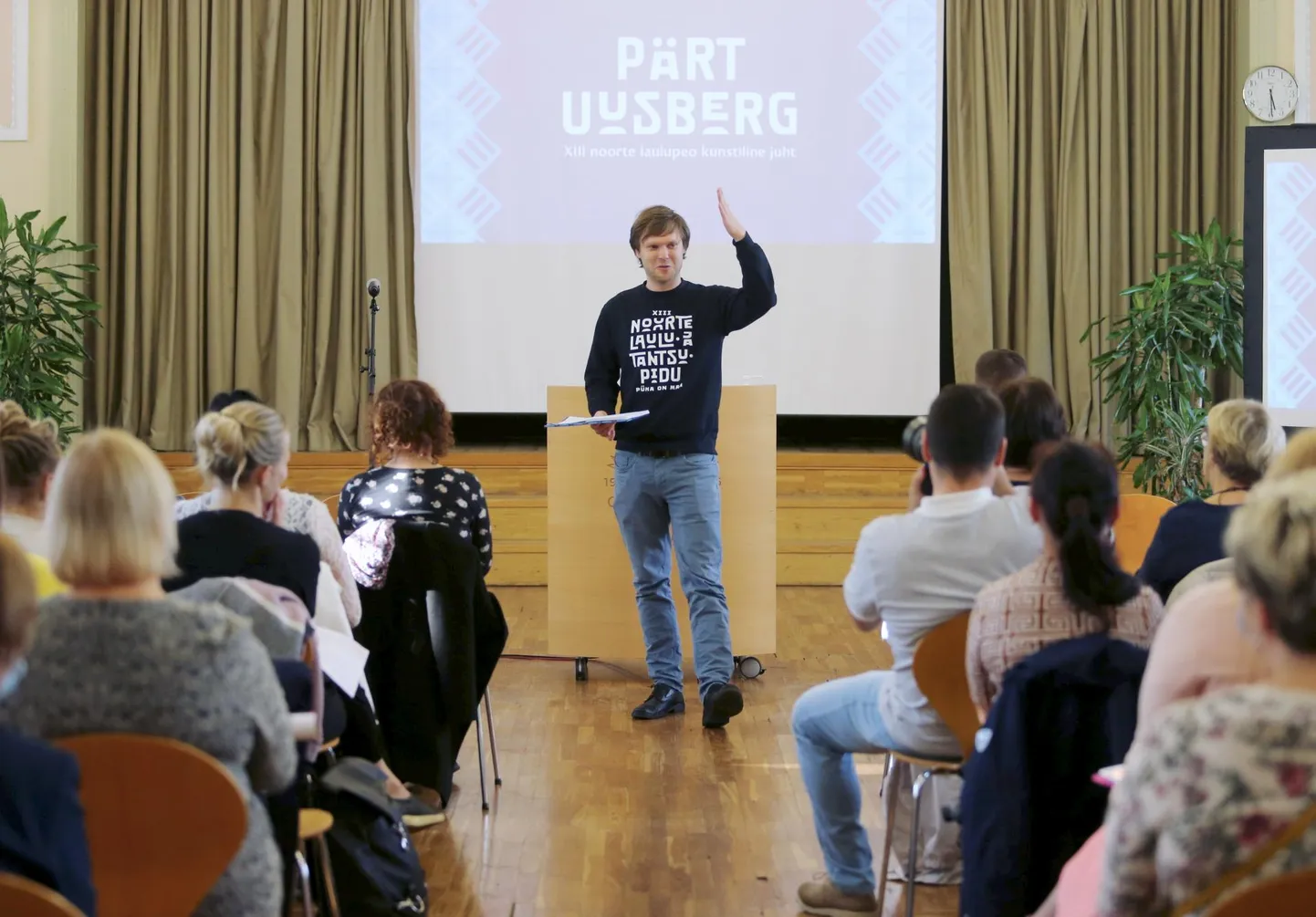 Laulupeo kunstiline juht on Pärt Uusberg.