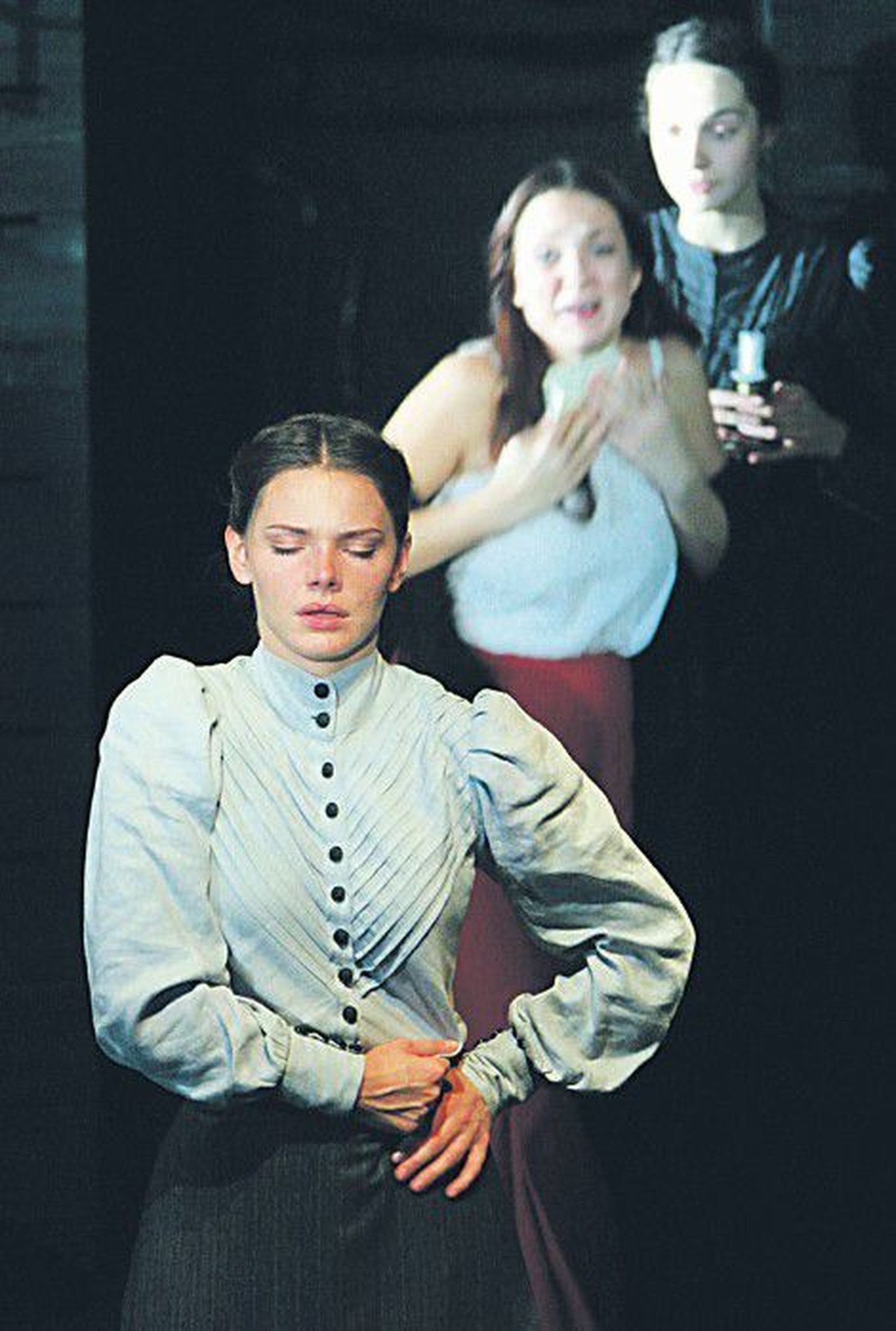 Ирину в «Трех сестрах» в постановке Льва Додина играет Елизавета Боярская — за эту роль она номинирована на «Золотой маске 2012» в категории «Лучшая женская роль».