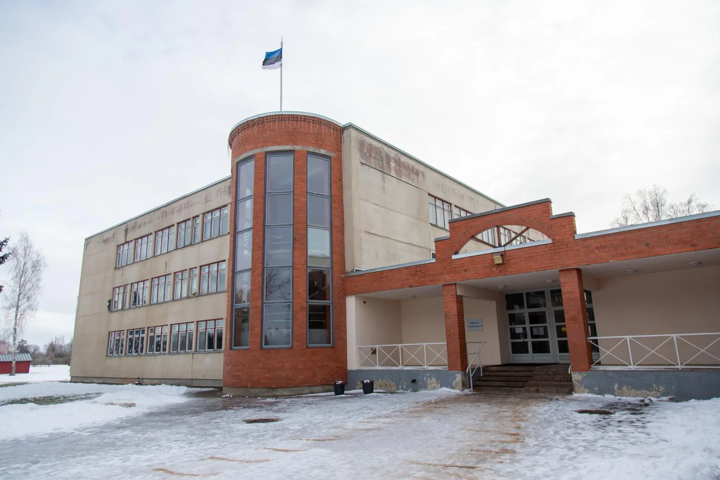 Tarvastu gümnaasium on üks Viljandimaa neljast maagümnaasiumist. Pilt illustratiivne