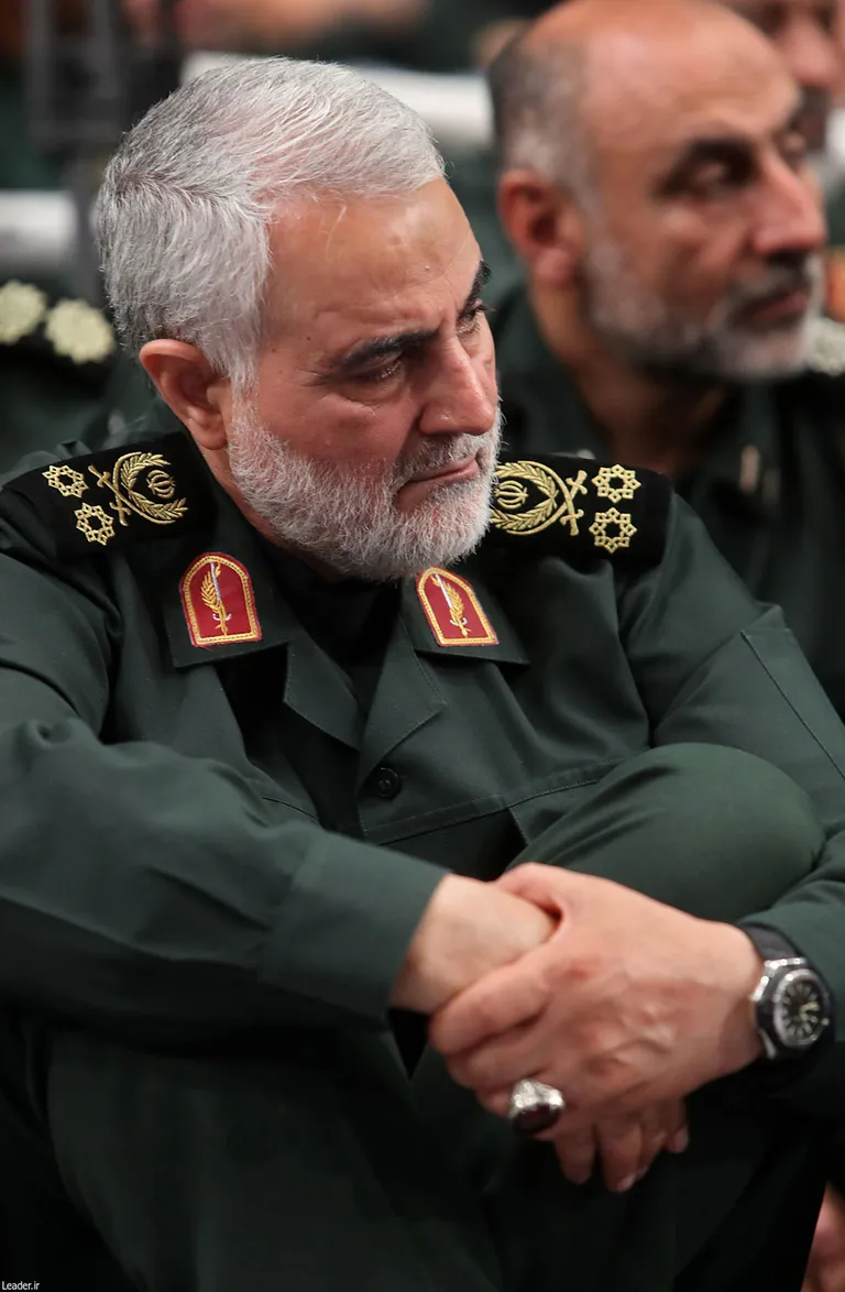 Kindralmajor Qasem Soleimani (vasakul), kes USA õhurünnakus elu kaotas.