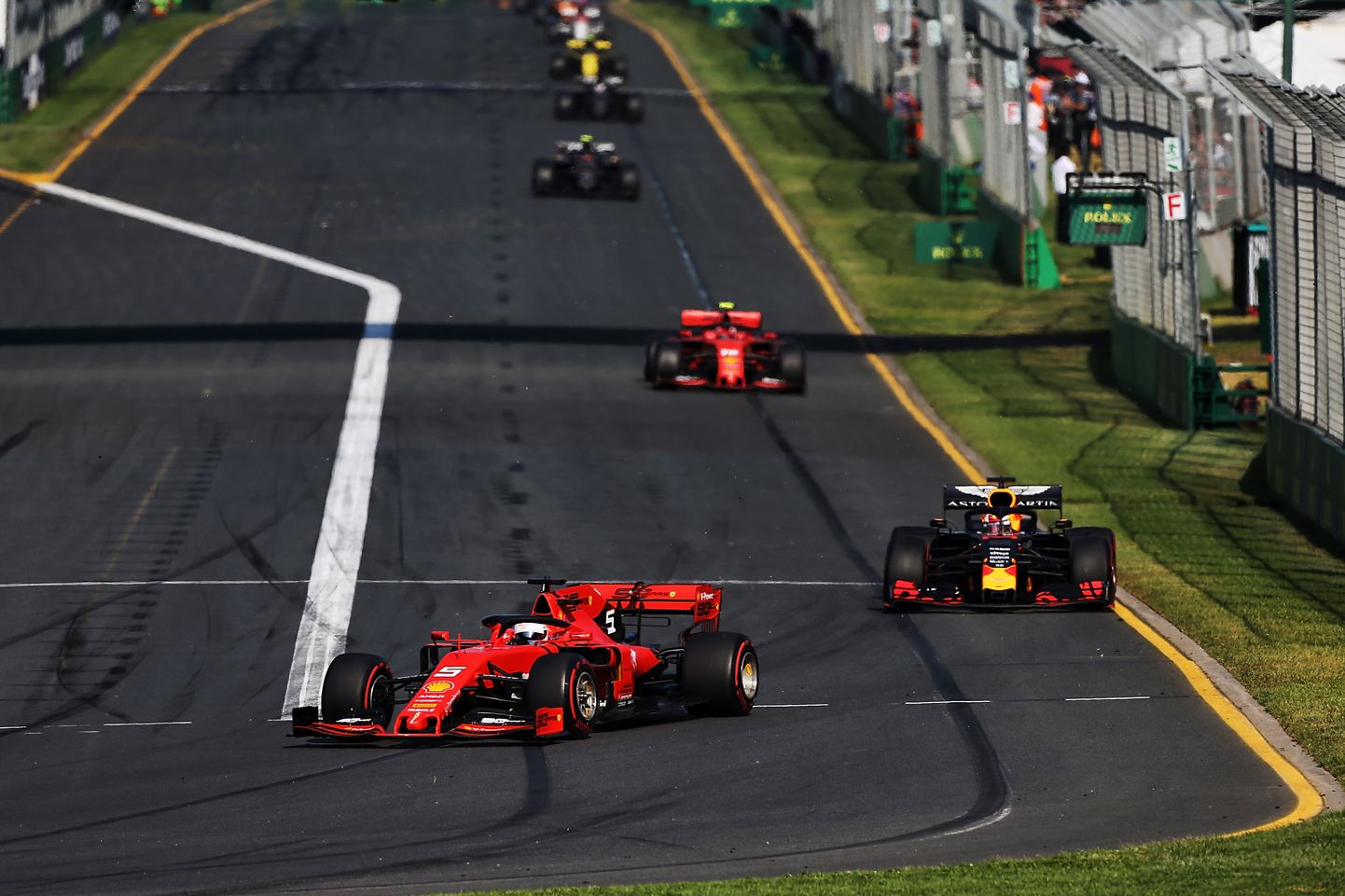Sebastian Vettel (Ferrari) loodab mõistagi vormel 1 hooaja lõpetada teistest eespool, kuid ootab sellegipoolest tiitlivõidu nimel tihedat võitlust.